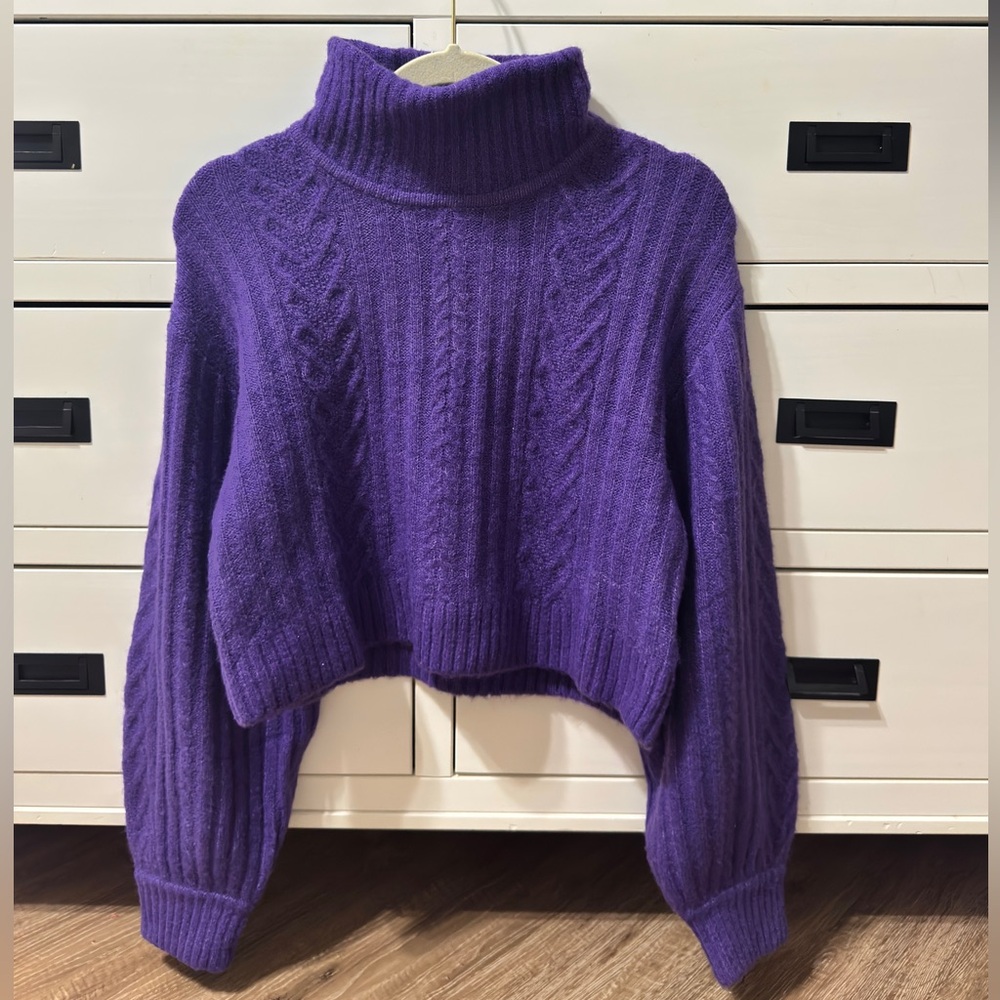 H&M Purple Cowl Neck Sweater Cropped